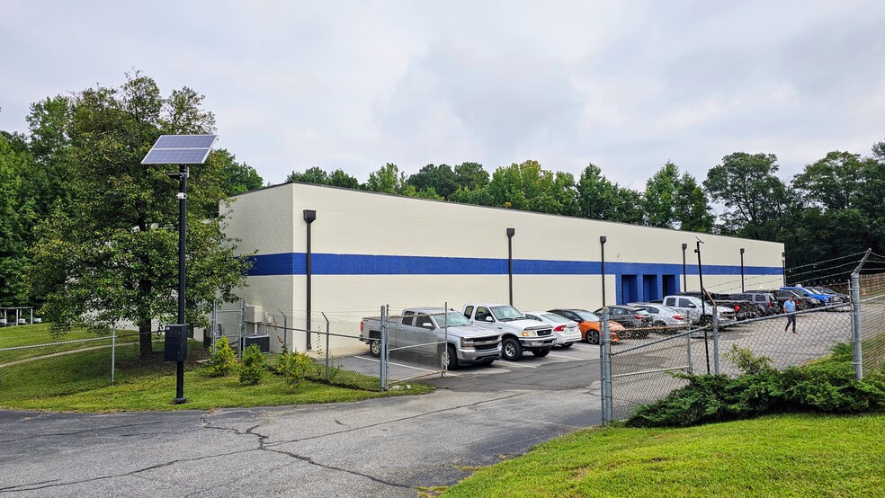 Primary Photo Of 418 Old Greenville Rd, Spartanburg Manufacturing For Sale