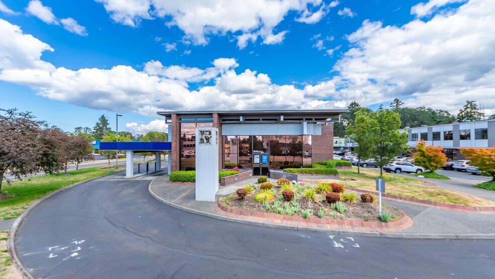 More Photos Of 8801 S Tacoma Way, Tacoma Freestanding For Lease