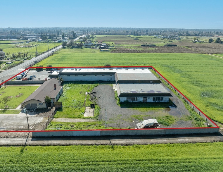 More Photos Of 3941 Roselle Ave, Modesto Warehouse For Sale