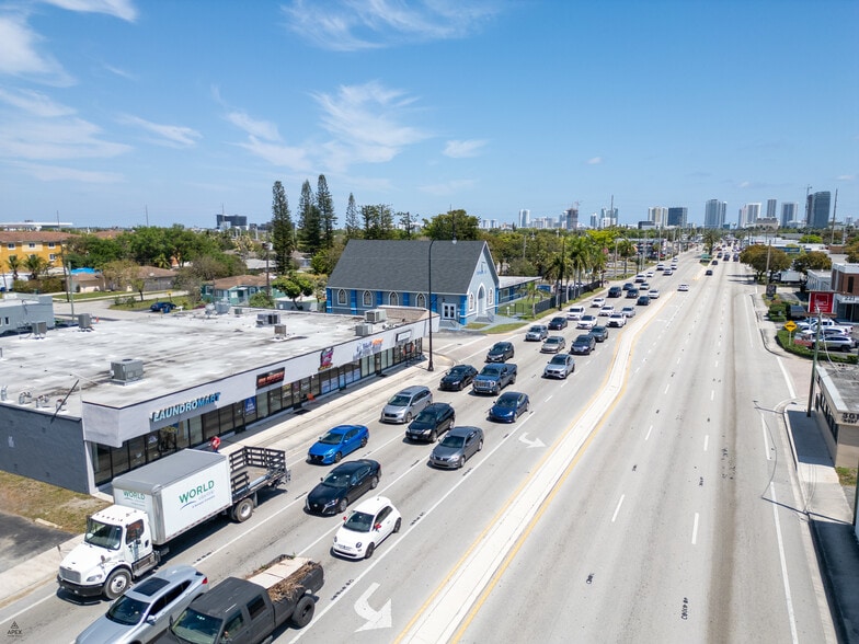 More Photos Of 300-310 W Hallandale Beach Blvd, Hallandale Beach Storefront Retail Office For Lease