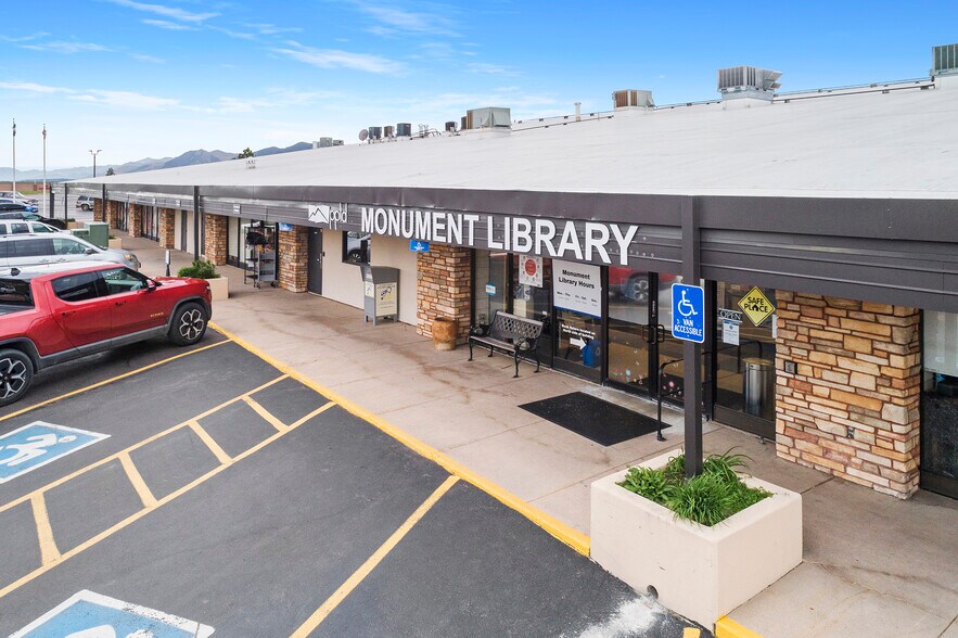 More Photos Of 1706-1796 Lake Woodmoor Dr, Monument Freestanding For Sale