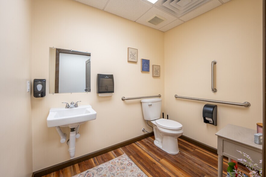 More Photos Of 106 E 1st Ave, Derry Freestanding For Sale