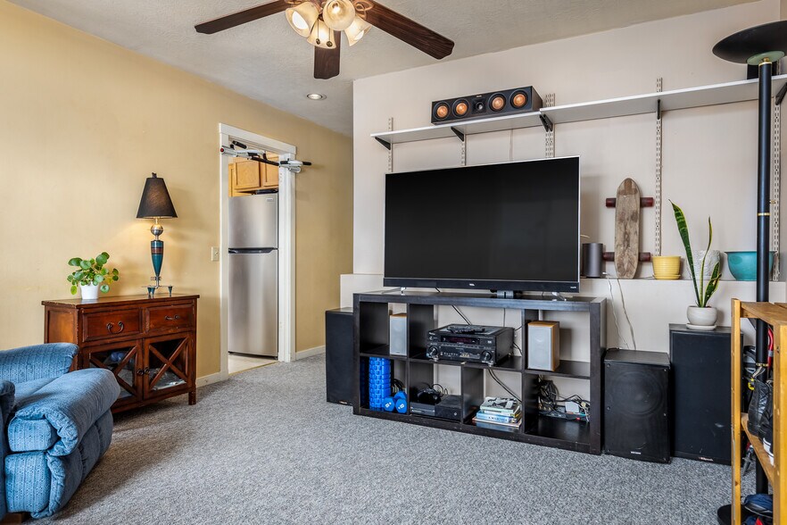 More Photos Of 200 Aspen Meadows Rd, Driggs Apartments For Sale
