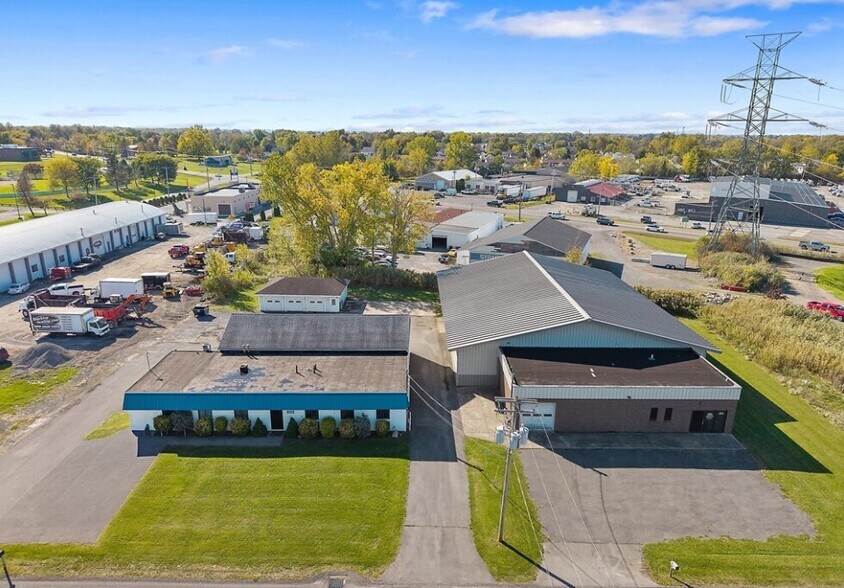 Primary Photo Of 8125-8127 Thompson Rd, Clay Unknown For Lease