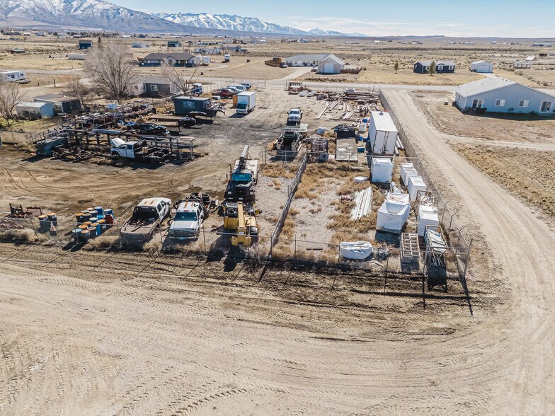 More Photos Of 75 Licht Pky, Spring Creek Industrial For Lease