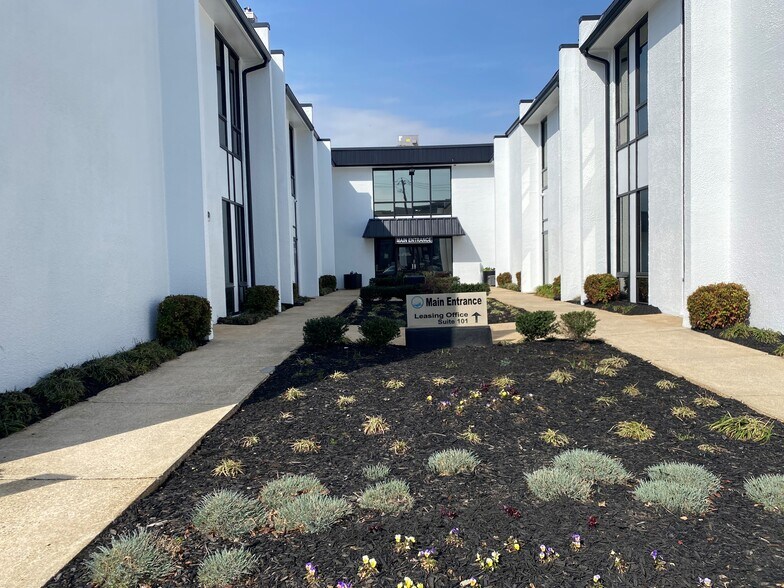 More Photos Of 3401 Norman Berry Dr, Atlanta Office For Lease