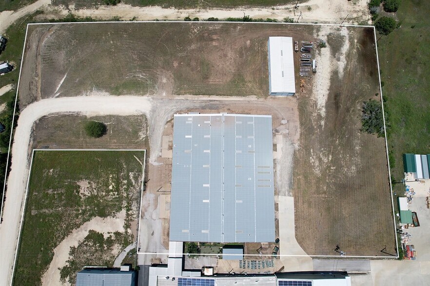 More Photos Of 238 FM 116, Gatesville Warehouse For Sale