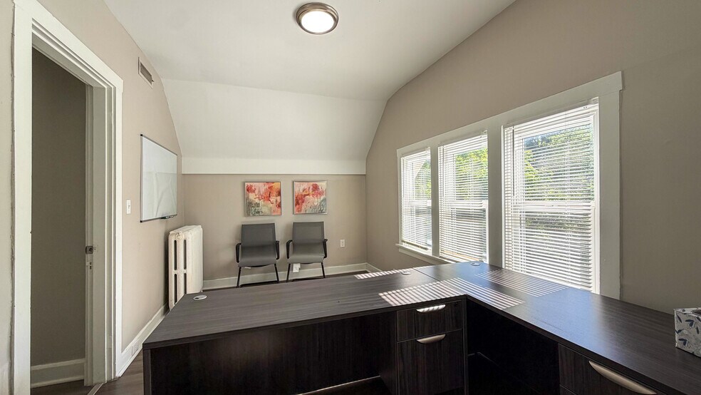 More Photos Of 2100 Auburn Ave, Cincinnati Office For Sale