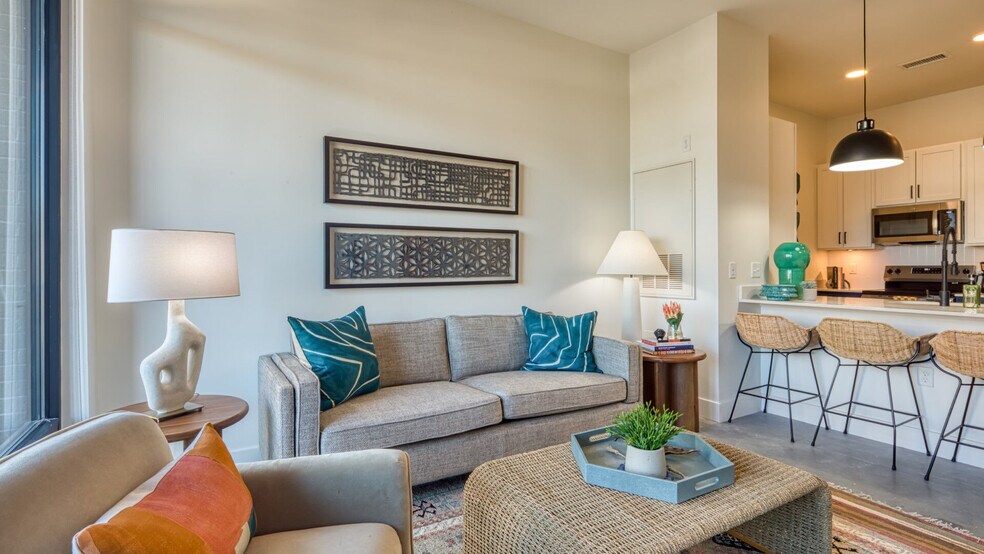 More Photos Of 225 W Olney Rd, Norfolk Apartments For Sale