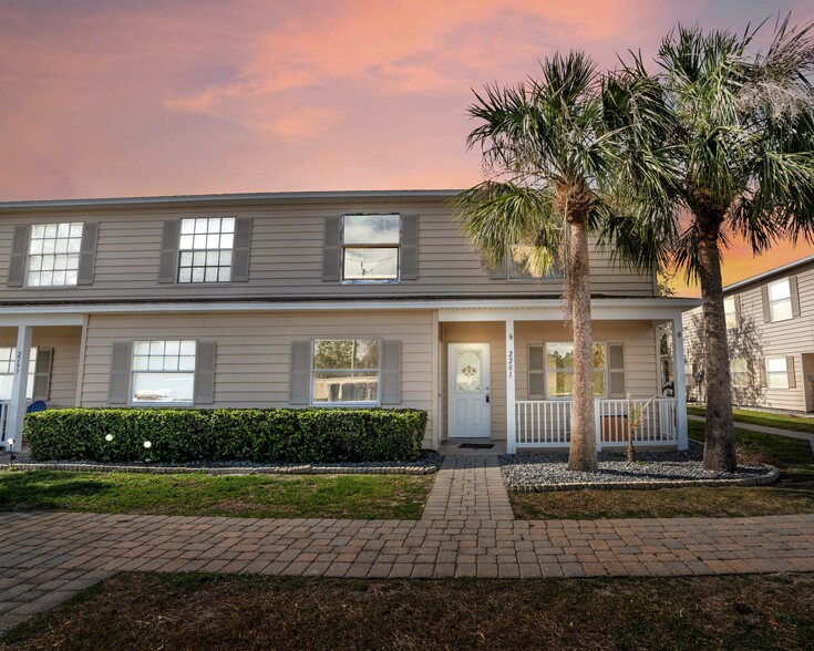 Primary Photo Of 2141 Harrison St, Titusville Apartments For Sale