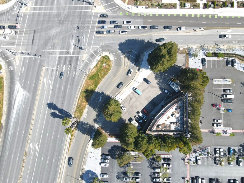 More Photos Of 1202 Kifer Rd, Sunnyvale Apartments For Sale