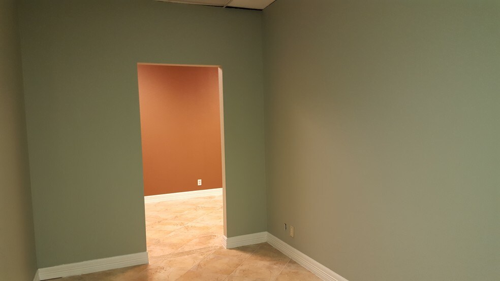 More Photos Of 5110 Wilkinson, Corpus Christi Office For Lease