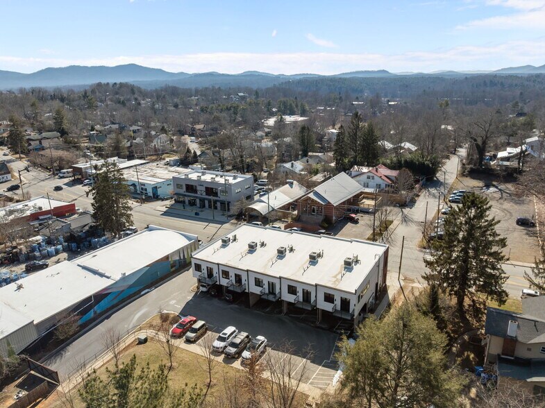 More Photos Of 315 Haywood Rd, Asheville Storefront Retail Residential For Sale