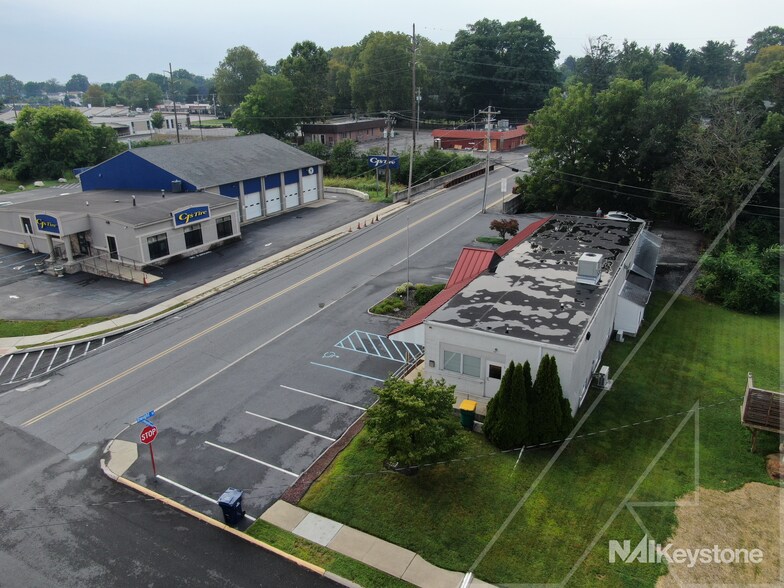 More Photos Of 35 S Dwight St, West Lawn Office For Sale