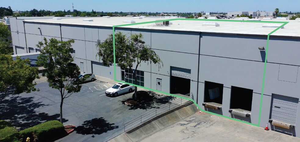 Primary Photo Of 8440 Rovana Cir, Sacramento Warehouse For Lease