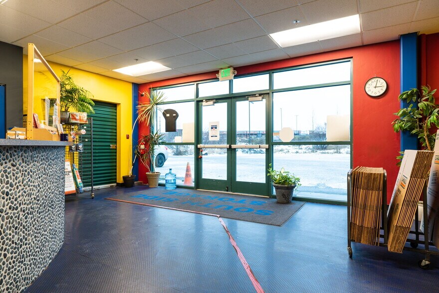 More Photos Of 11260 Old Seward Hwy, Anchorage Office For Sale