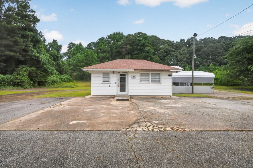 More Photos Of 11220 Veterans Memorial Hwy, Douglasville Auto Dealership For Sale