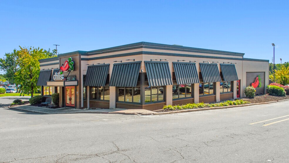 More Photos Of 4516 Durham Chapel Hill Blvd, Durham Auto Dealership For Lease