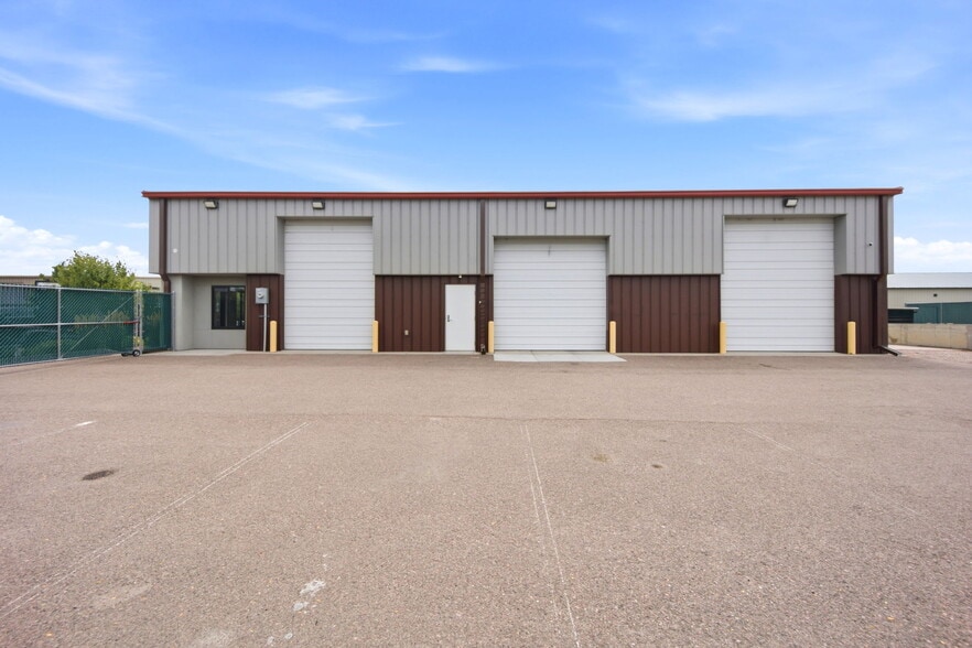 More Photos Of 7315 McClain Pt, Colorado Springs Warehouse For Lease
