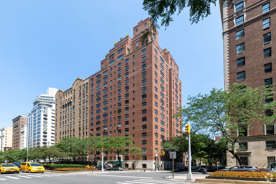 Primary Photo Of 785 Park Ave, New York Apartments For Sale