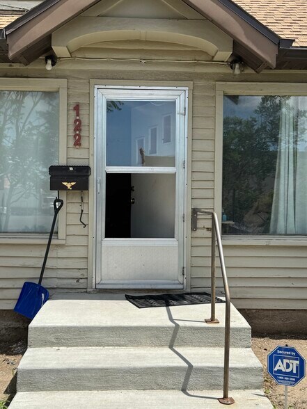 More Photos Of 120 9th Ave N, Buhl Multifamily For Sale