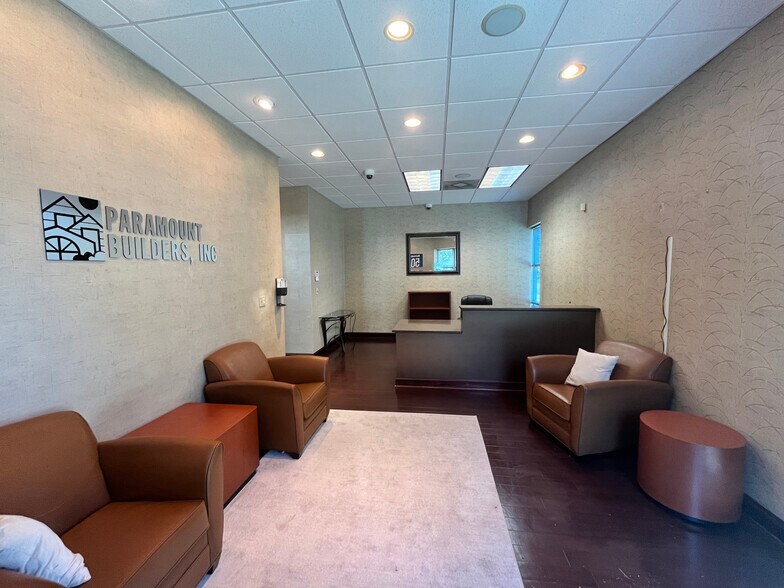 More Photos Of 652 Independence Pky, Chesapeake Office For Sale