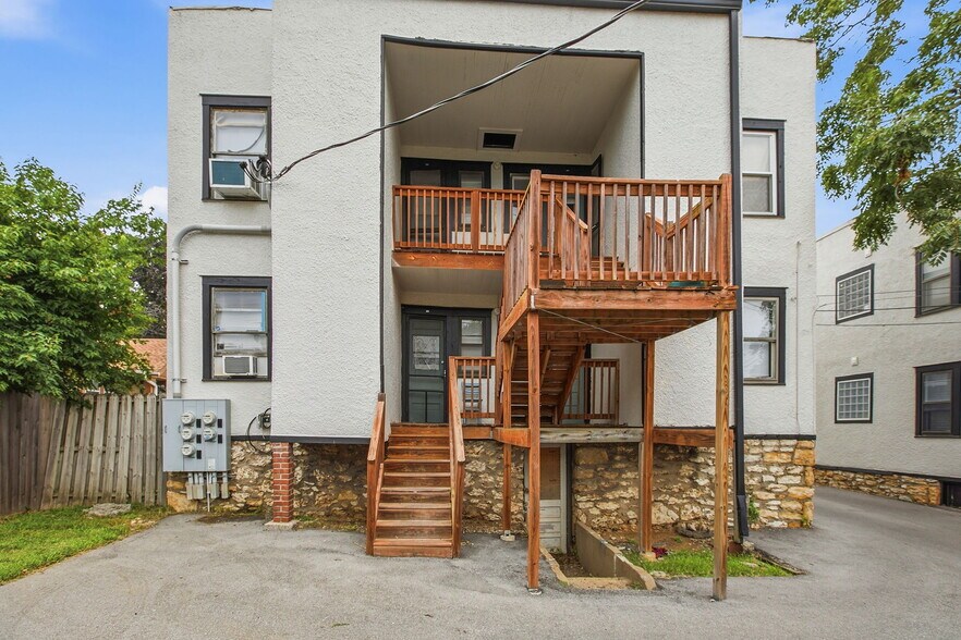 More Photos Of 4340-4342 Holly St, Kansas City Multifamily For Sale