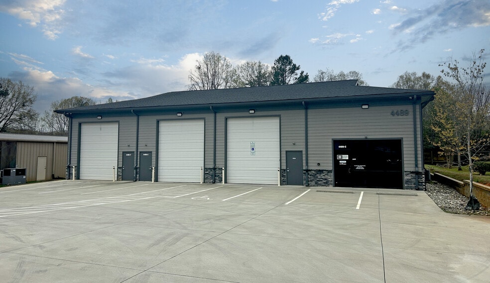 Primary Photo Of 4489 Posterity Ct, Gastonia Flex For Lease