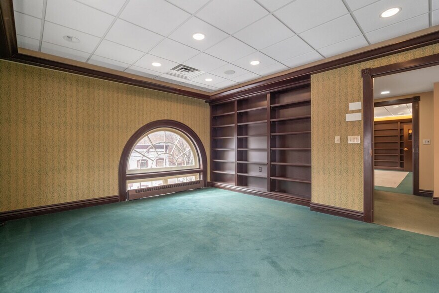 More Photos Of 19 Dove St, Albany Coworking Space