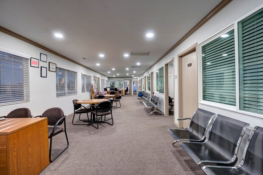 More Photos Of 854 Crows Landing Rd, Modesto Auto Dealership For Sale