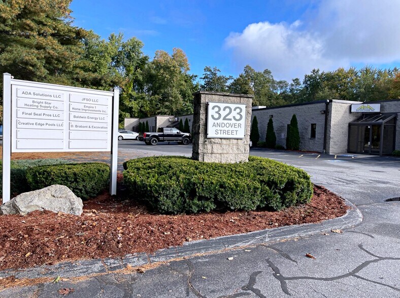 More Photos Of 323 Andover St, Wilmington Research And Development For Lease