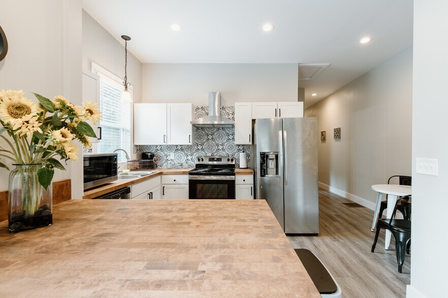 More Photos Of 616 S Converse St, Spartanburg Apartments For Sale