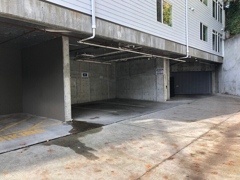 More Photos Of 500 Elliott Ave W, Seattle Office For Lease