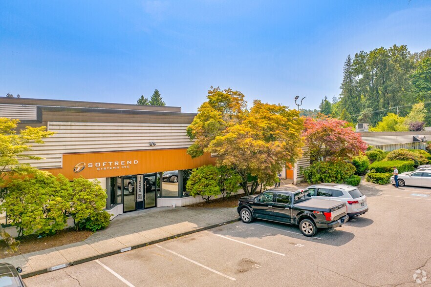 More Photos Of 1225 E Keith Rd, North Vancouver Warehouse For Lease