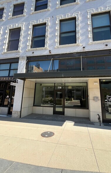 Primary Photo Of 718 S Kansas Ave, Topeka Storefront Retail Office For Lease