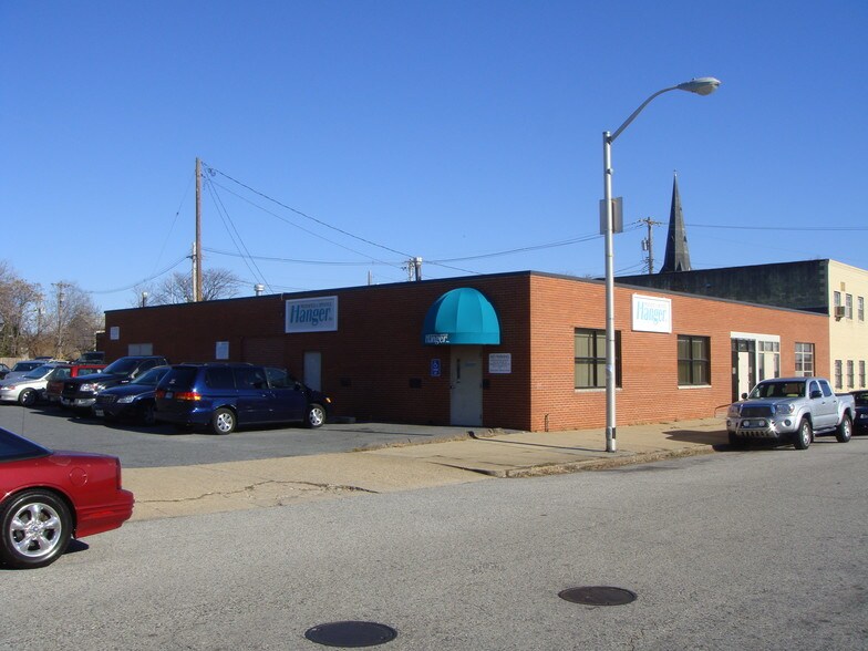 Primary Photo Of 416-418 E 30th St, Baltimore Storefront For Sale