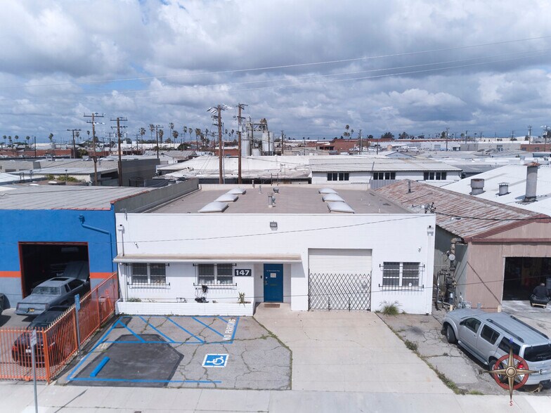 Primary Photo Of 147 W 155th St, Gardena Veterinarian Kennel For Sale