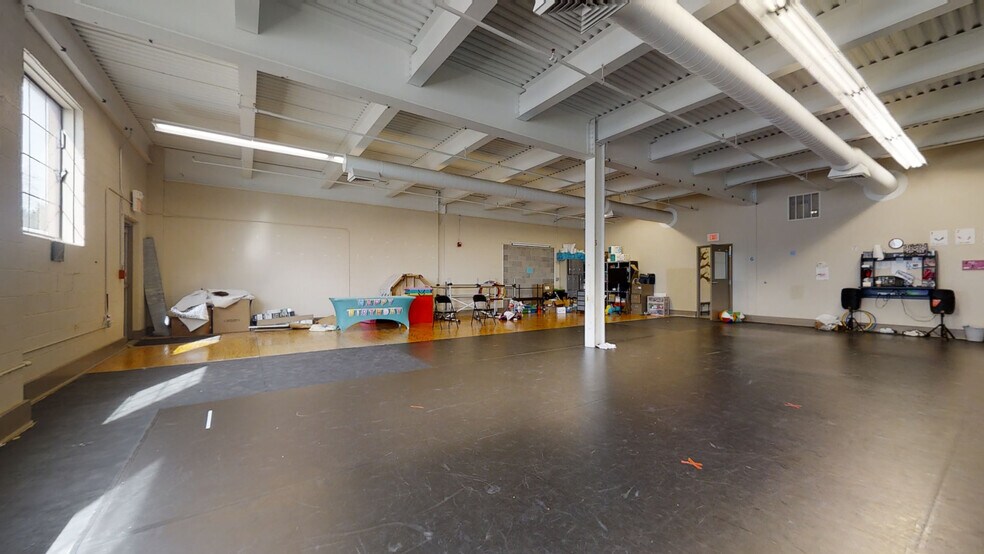 More Photos Of 243 W Main St, Springville Freestanding For Sale