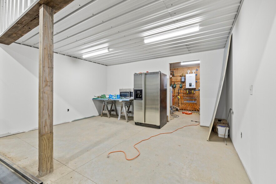 More Photos Of 4881 Hazelton Etna Rd SW, Pataskala Storefront Retail Office For Sale