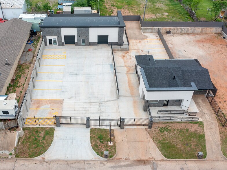 More Photos Of 2922 Cashion Pl, Oklahoma City Warehouse For Sale