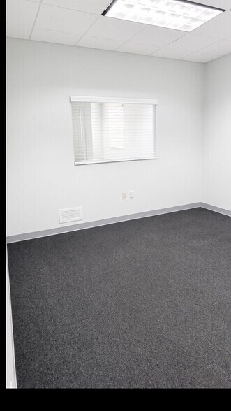 More Photos Of 5310 Clark Rd, Sarasota Medical For Lease