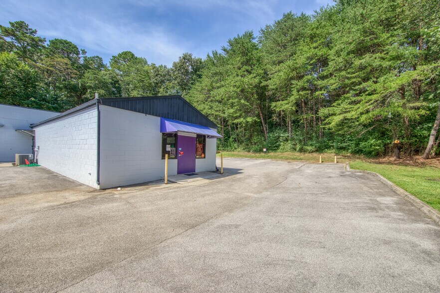 More Photos Of 5403 Western Ave, Knoxville Freestanding For Lease