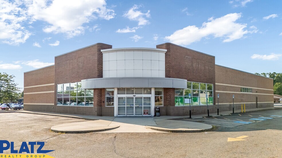 Primary Photo Of 2229 E State St, Salem Drugstore For Sale