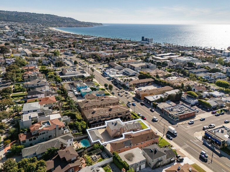 More Photos Of 702 S Pacific Coast Hwy, Redondo Beach Multifamily For Sale