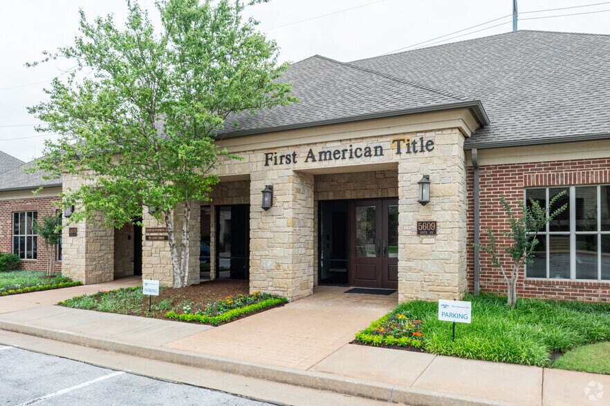 More Photos Of 5609 Classen Blvd, Oklahoma City Office For Lease
