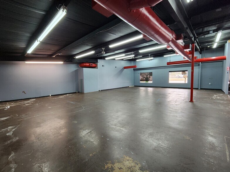 More Photos Of 10289 State Highway 66, Sapulpa Freestanding For Sale