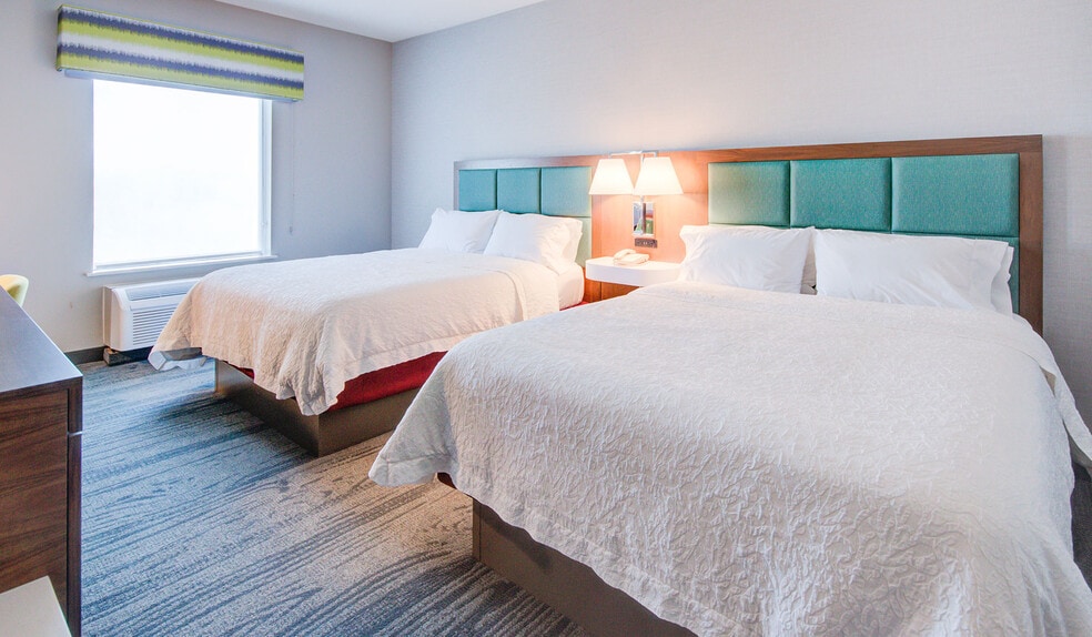 More Photos Of 4617 7th St, Bay City Hotel For Sale