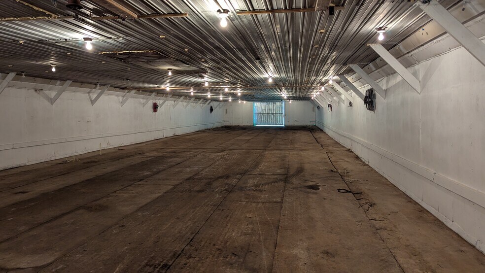 More Photos Of 62748 MN-7, Hutchinson Industrial For Sale