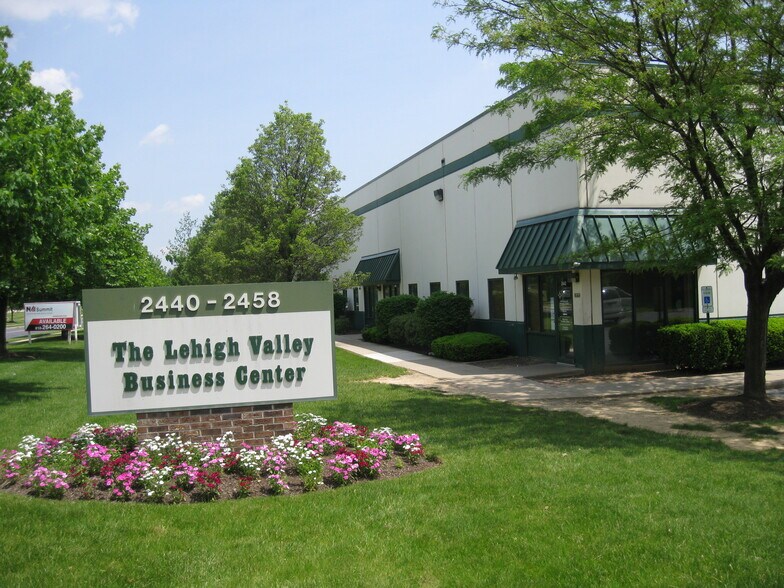 More Photos Of 2440 Brodhead Rd, Bethlehem Warehouse For Lease