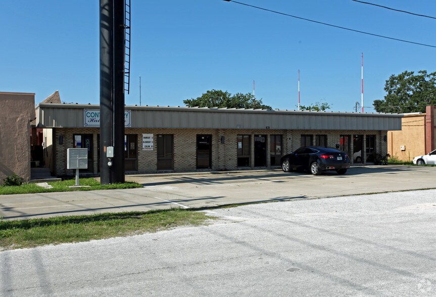 More Photos Of 180 S County Road 427, Longwood General Retail For Lease